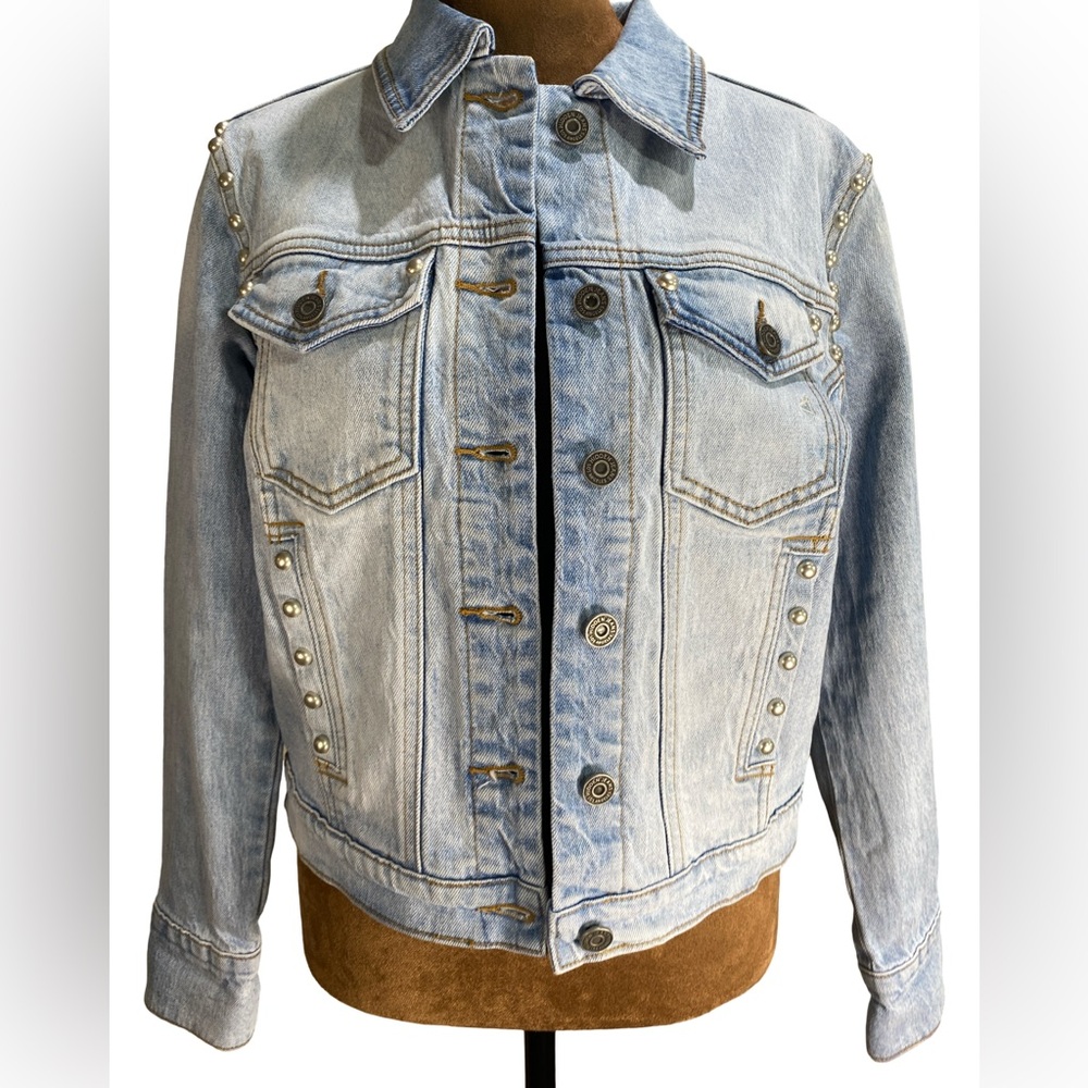 Hidden Los Angeles Pearl Stud Denim Jacket | Light Wash | XS
